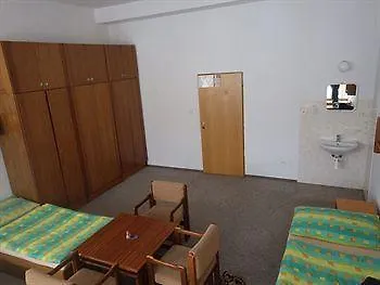Chata Labska بيت شباب Špindlerŭv Mlýn