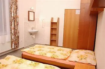 Chata Labska بيت شباب Špindlerŭv Mlýn